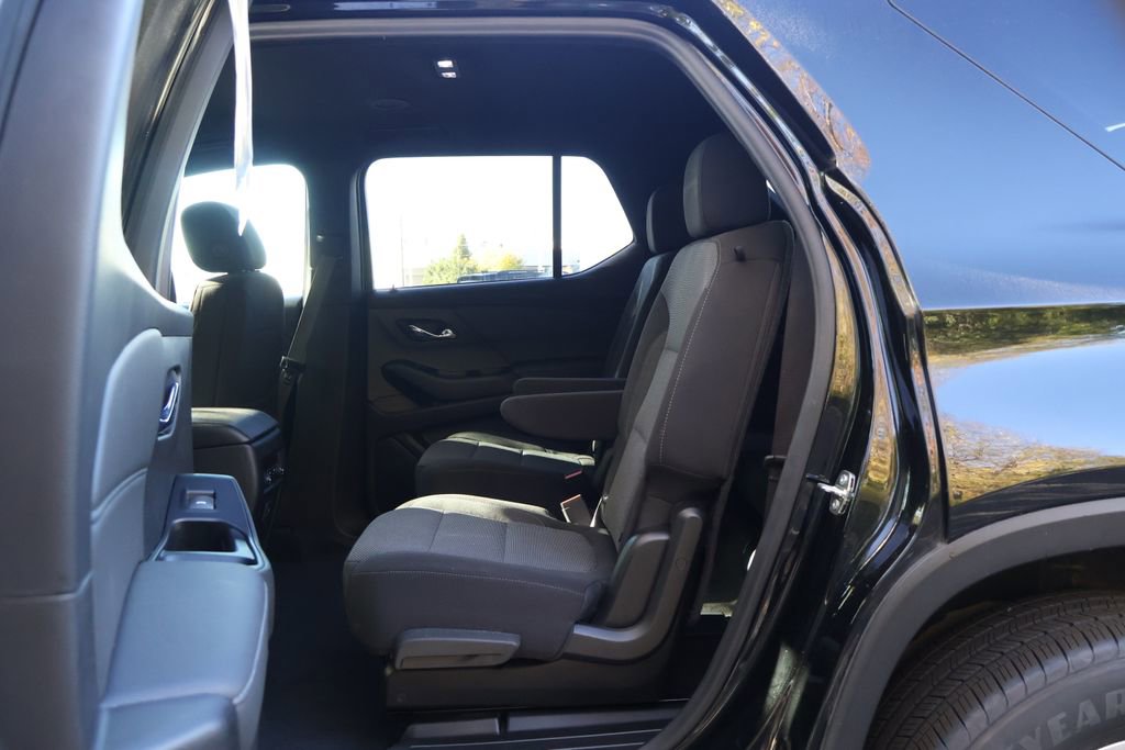Certified 2023 Chevrolet Traverse LT image 44