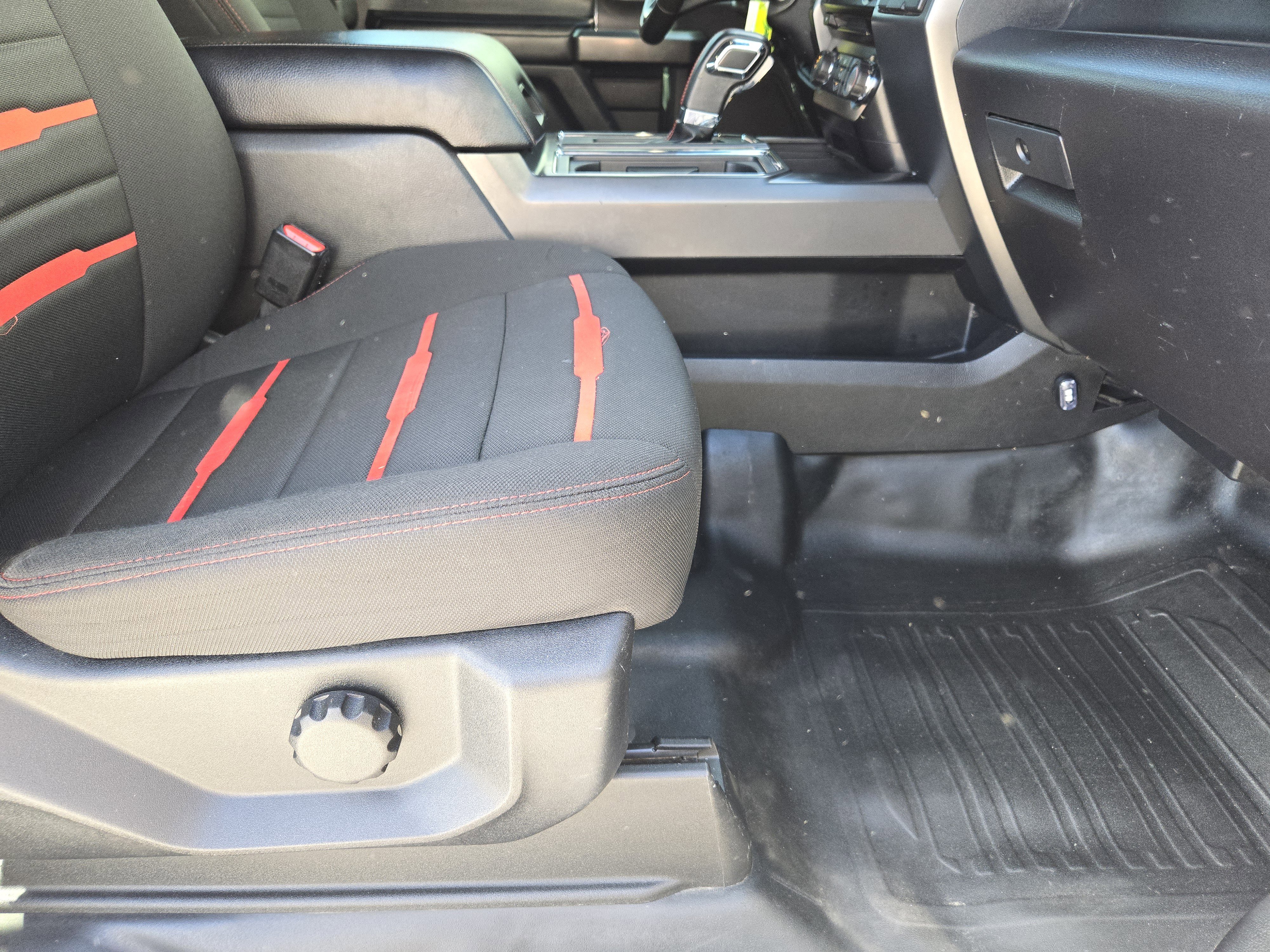 Used 2016 Ford F150 XLT w/ Equipment Group 301A Mid image 16