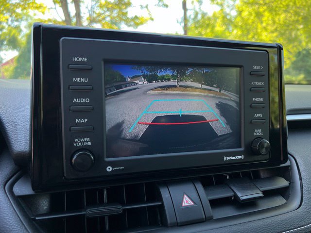 Used 2022 Toyota RAV4 LE FWD image 38