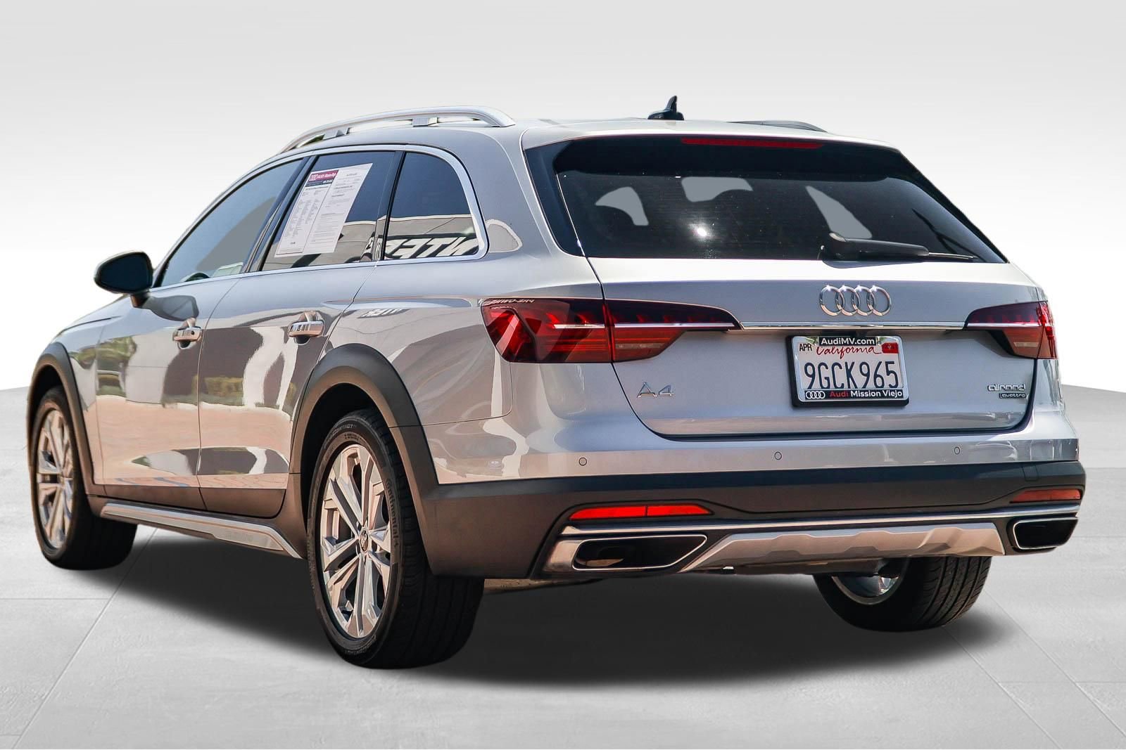 Used 2023 Audi A4 2.0T allroad Premium w/ Convenience Package AWD/4WD image 4