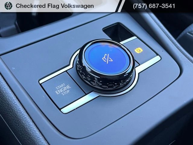 New 2026 Volkswagen Tiguan SE image 43