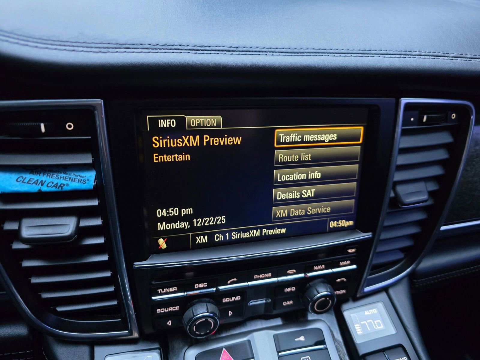 Used 2012 Porsche Panamera S image 30