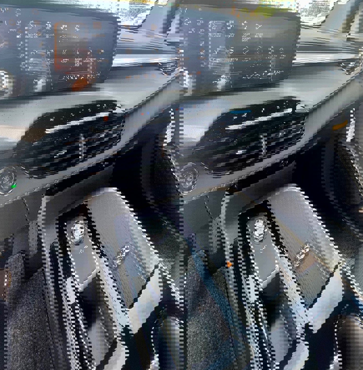 New 2026 Buick Enclave Avenir w/ Super Cruise Package image 11