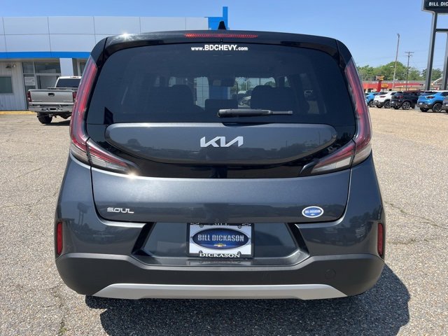 Used 2023 Kia Soul LX w/ LX Technology Package image 6