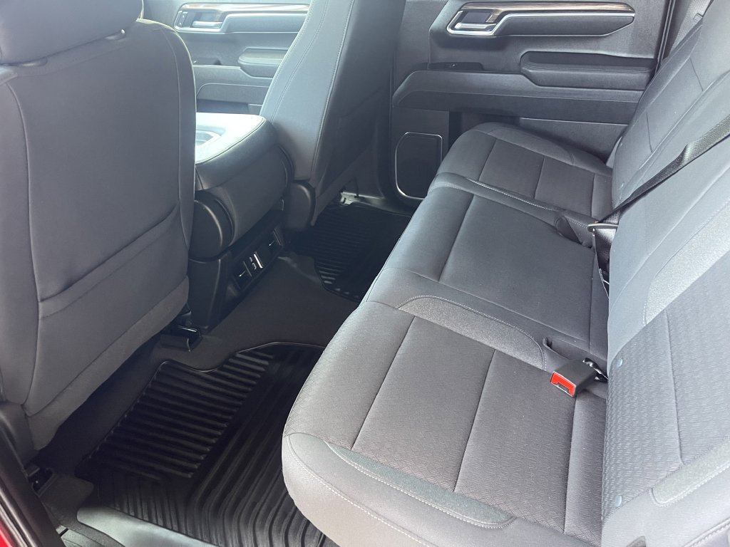 Used 2025 Chevrolet Silverado 1500 LT AWD/4WD image 9