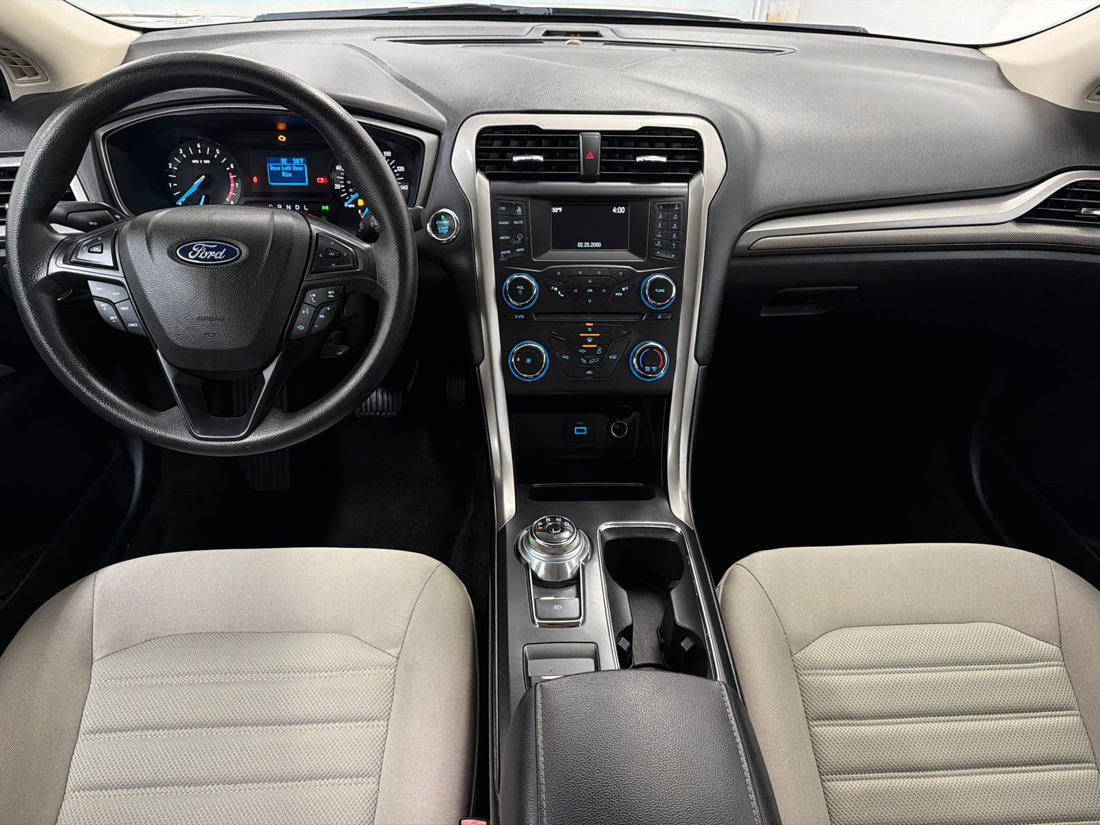 Used 2018 Ford Fusion S image 15