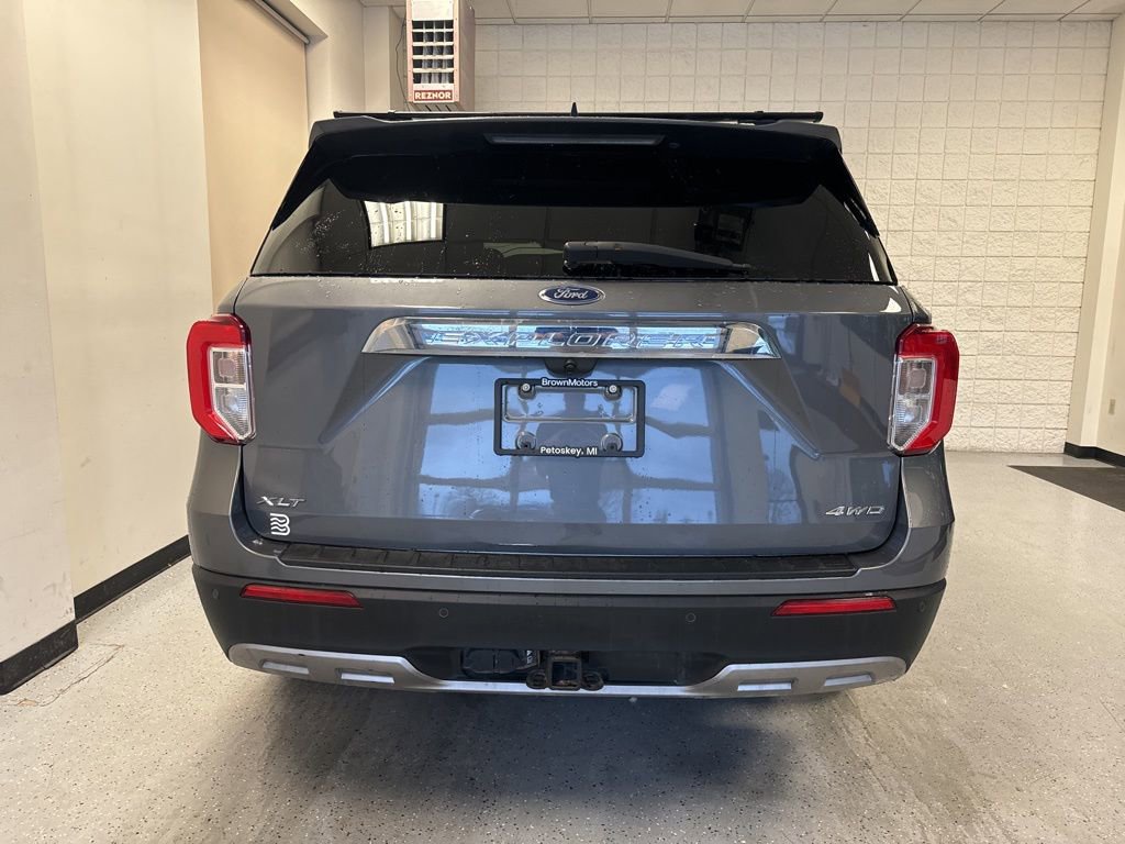 Certified 2022 Ford Explorer XLT w/ Equipment Group 202A image 38