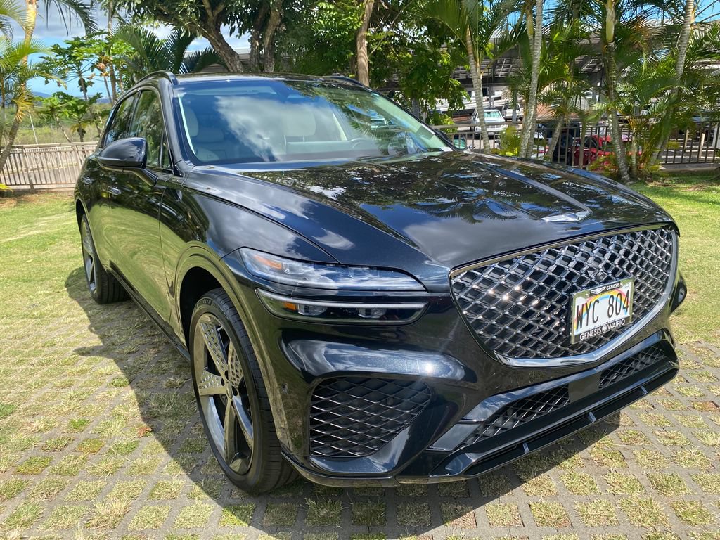 Certified 2023 Genesis GV70 3.5T Sport w/ Sport Prestige Package AWD/4WD image 1