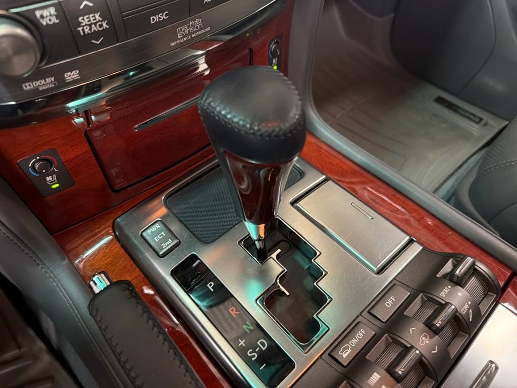 Used 2010 Lexus LX 570 4WD image 22