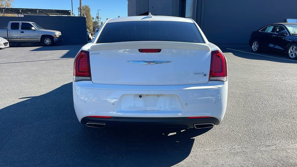 Used 2018 Chrysler 300 S w/ 300S Premium Group 2 image 9