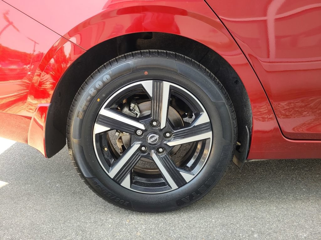 Used 2025 Nissan Sentra SV FWD image 38