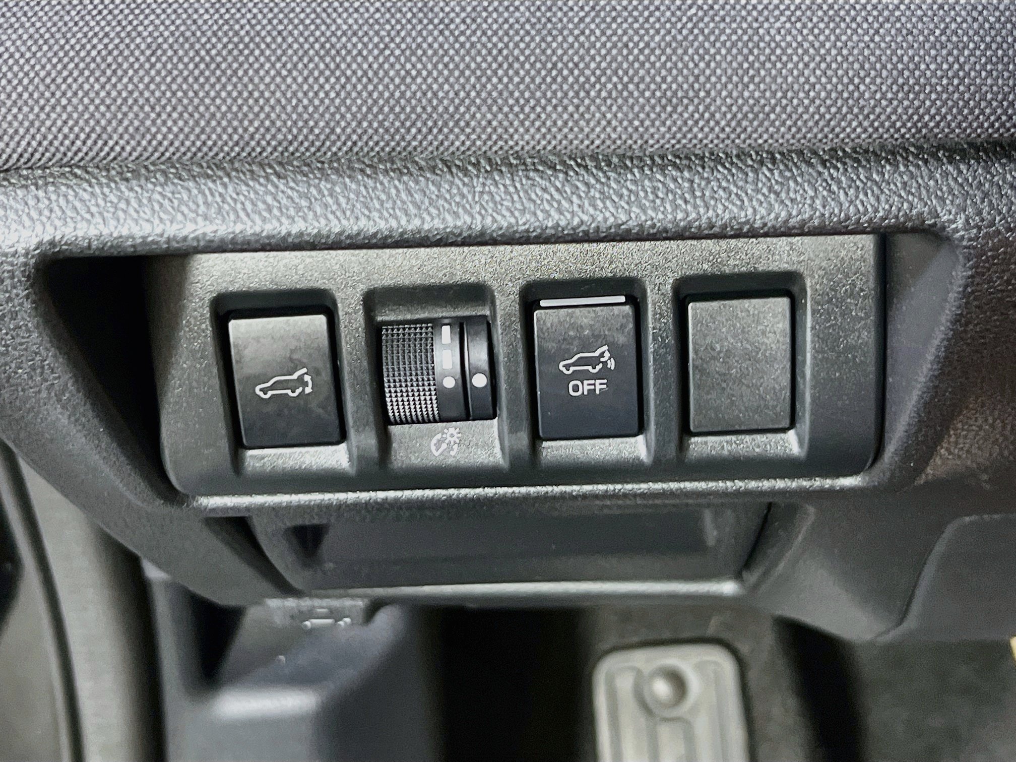 Used 2023 Subaru Outback Premium AWD/4WD image 10