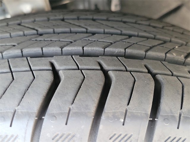 Used 2025 Cadillac Lyriq Luxury image 29