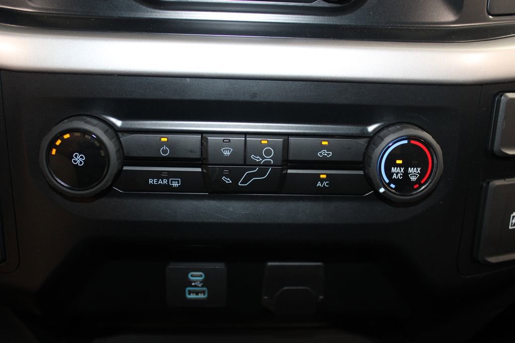 Used 2023 Ford F150 XLT w/ Trailer Tow Package image 43