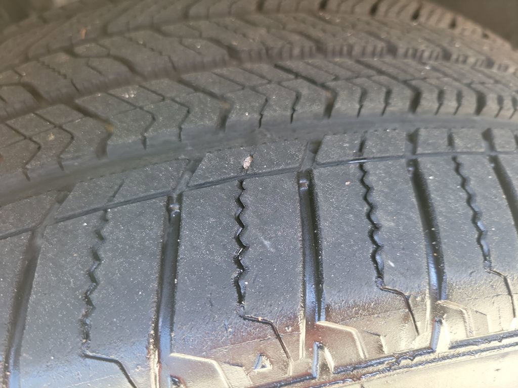 Used 2022 BMW X5 M50i w/ Executive Package image 31