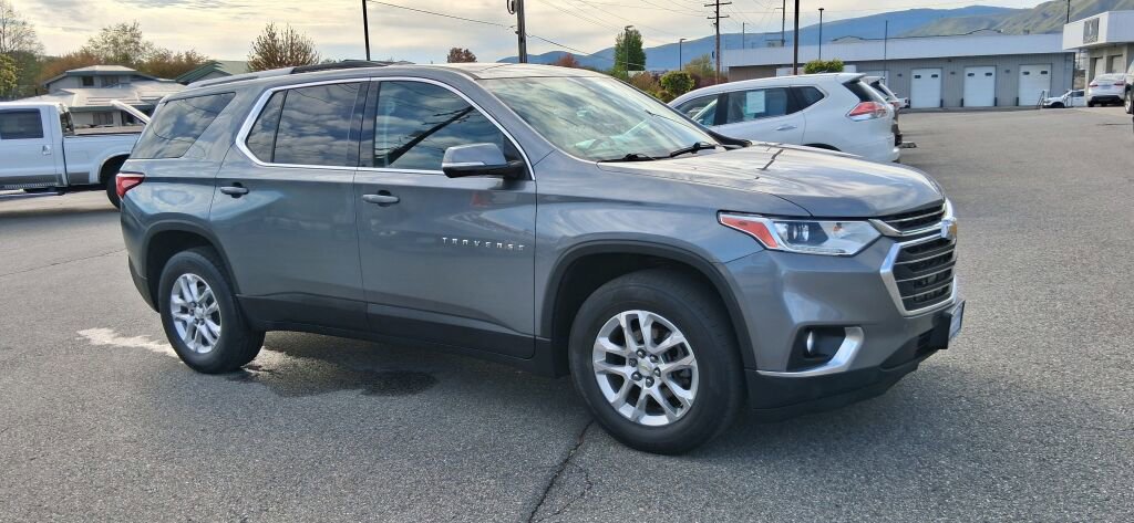 Used 2018 Chevrolet Traverse LT AWD/4WD image 2