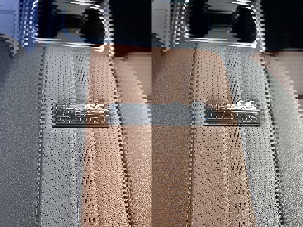 New 2026 Chevrolet Silverado 3500 High Country w/ High Country Premium Package image 15