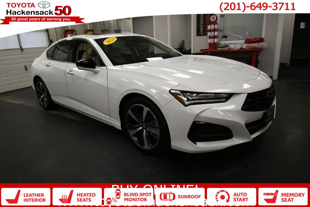 Used 2024 Acura TLX w/ Technology Package image 1
