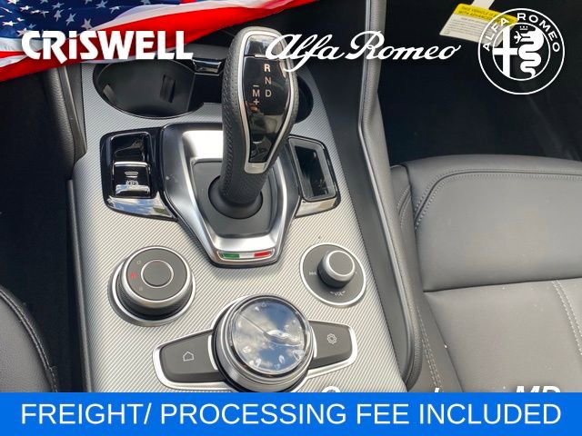 New 2025 Alfa Romeo Giulia AWD image 32