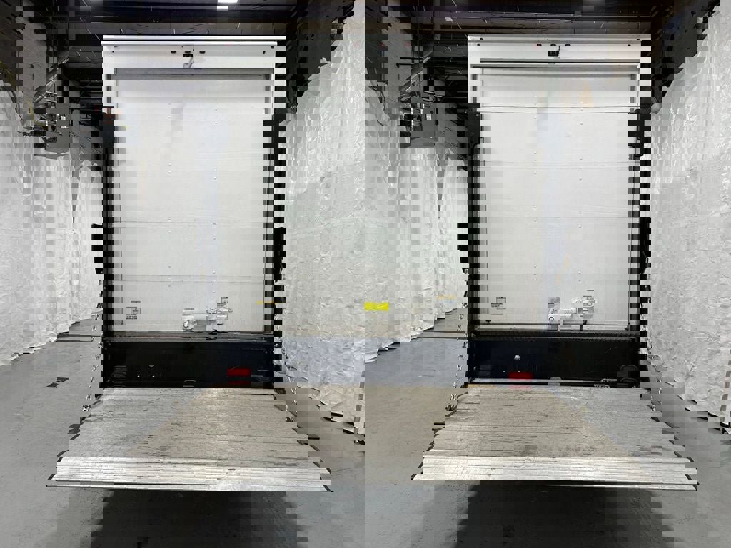 Used 2024 Ford E-350 and Econoline 350 Super Duty image 35