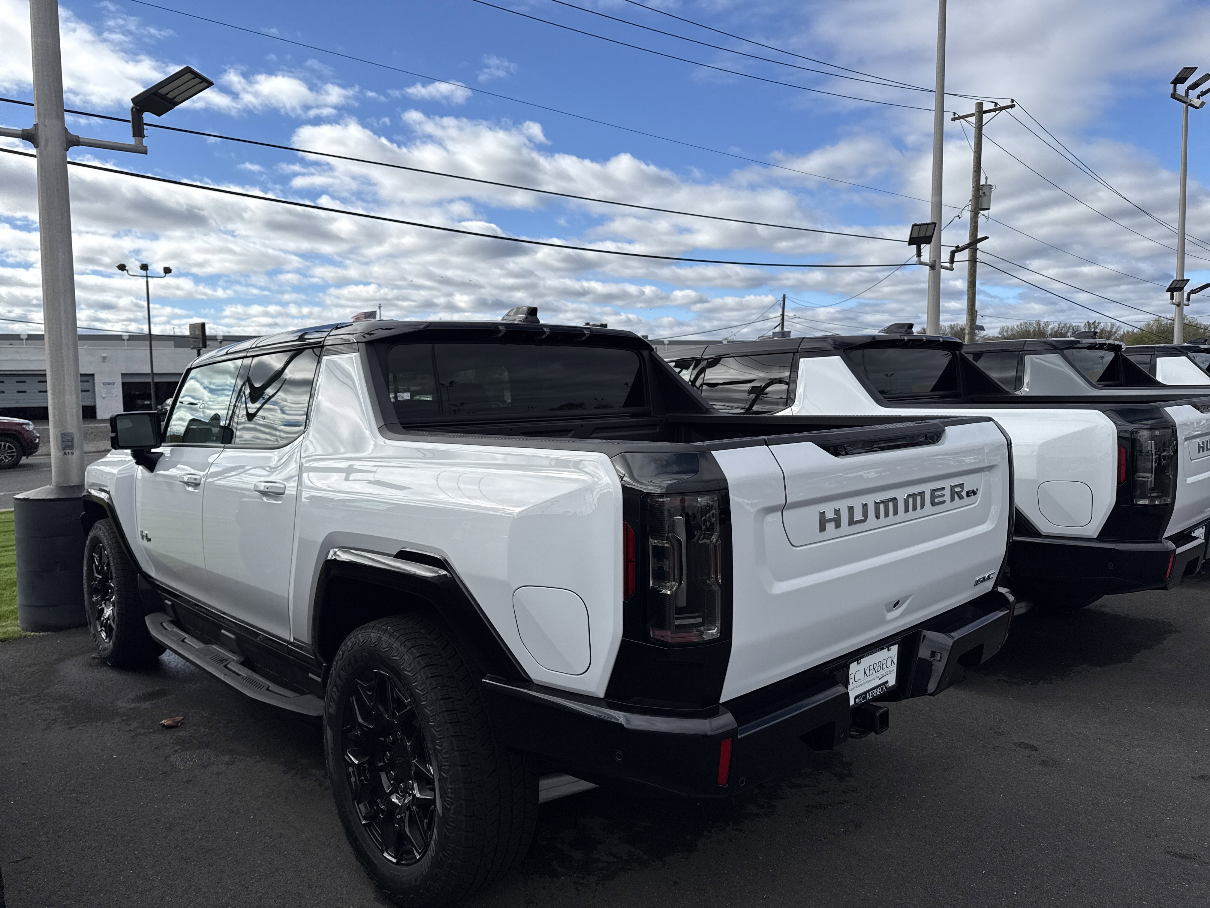 New 2026 GMC Hummer EV 4x4 Crew Cab image 6