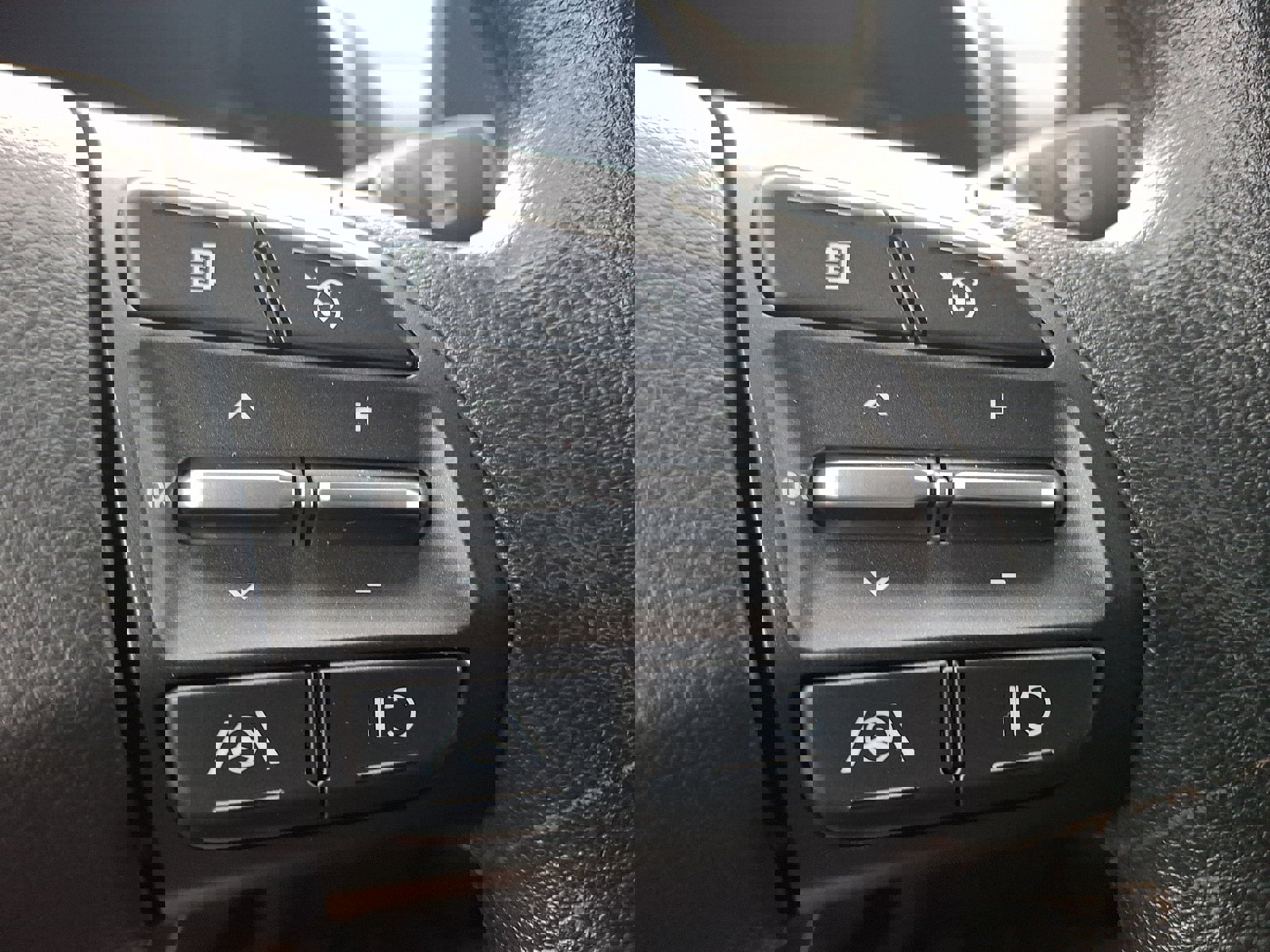 Certified 2023 Hyundai Kona SEL AWD/4WD image 22