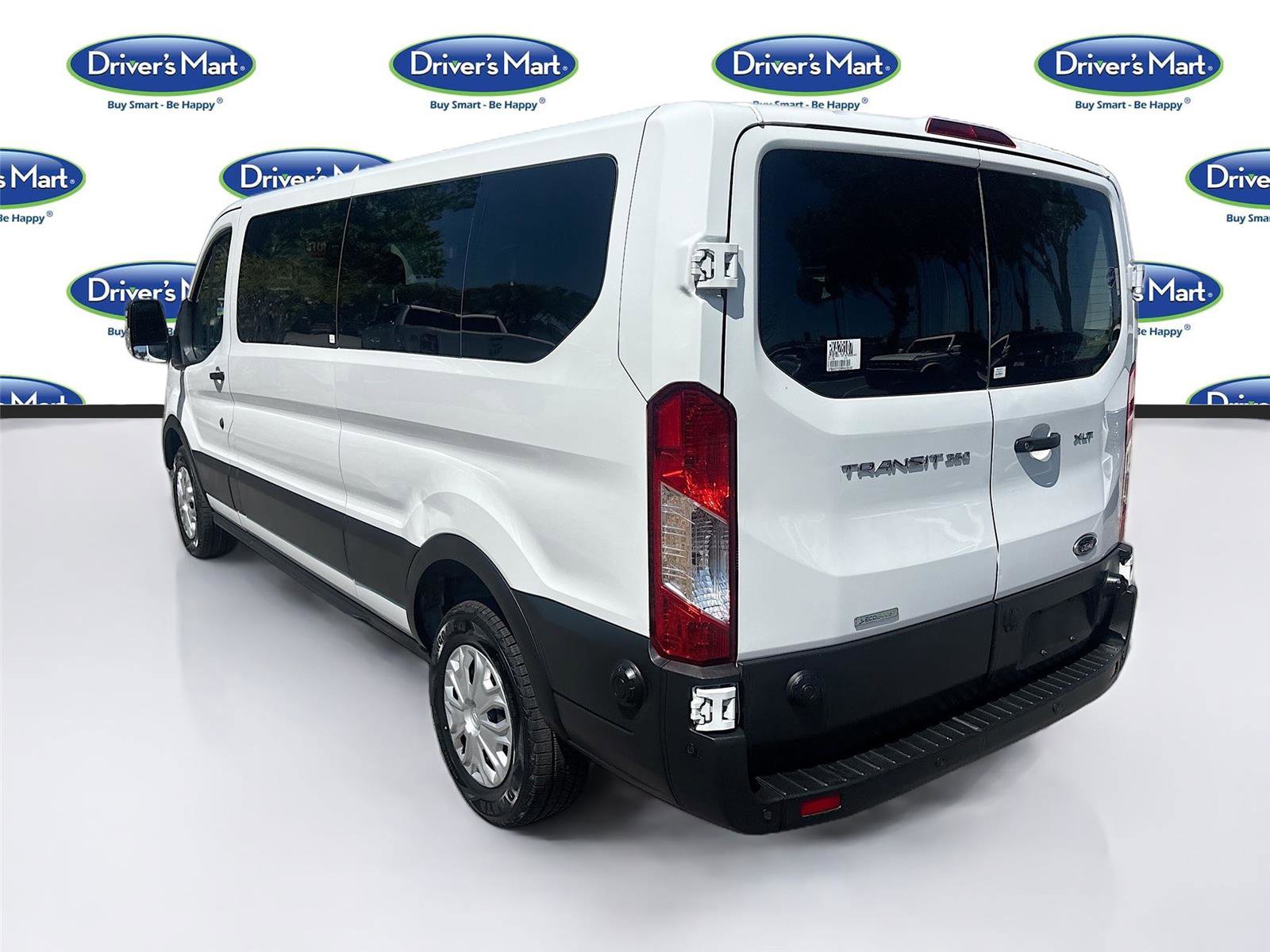 Used 2024 Ford Transit 350 XLT RWD image 5