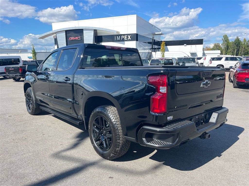 Used 2025 Chevrolet Silverado 1500 High Country w/ Midnight Edition image 3