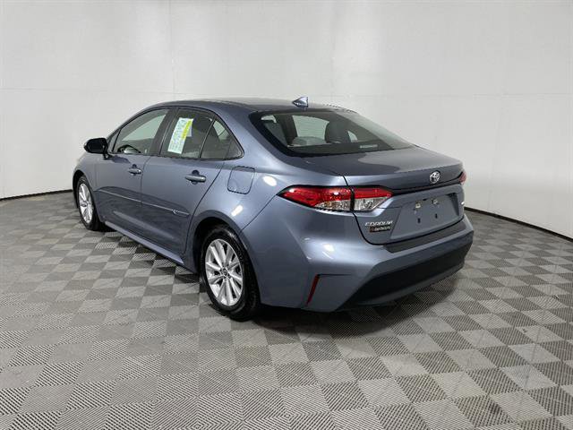 Certified 2025 Toyota Corolla LE w/ LE Premium Package image 5