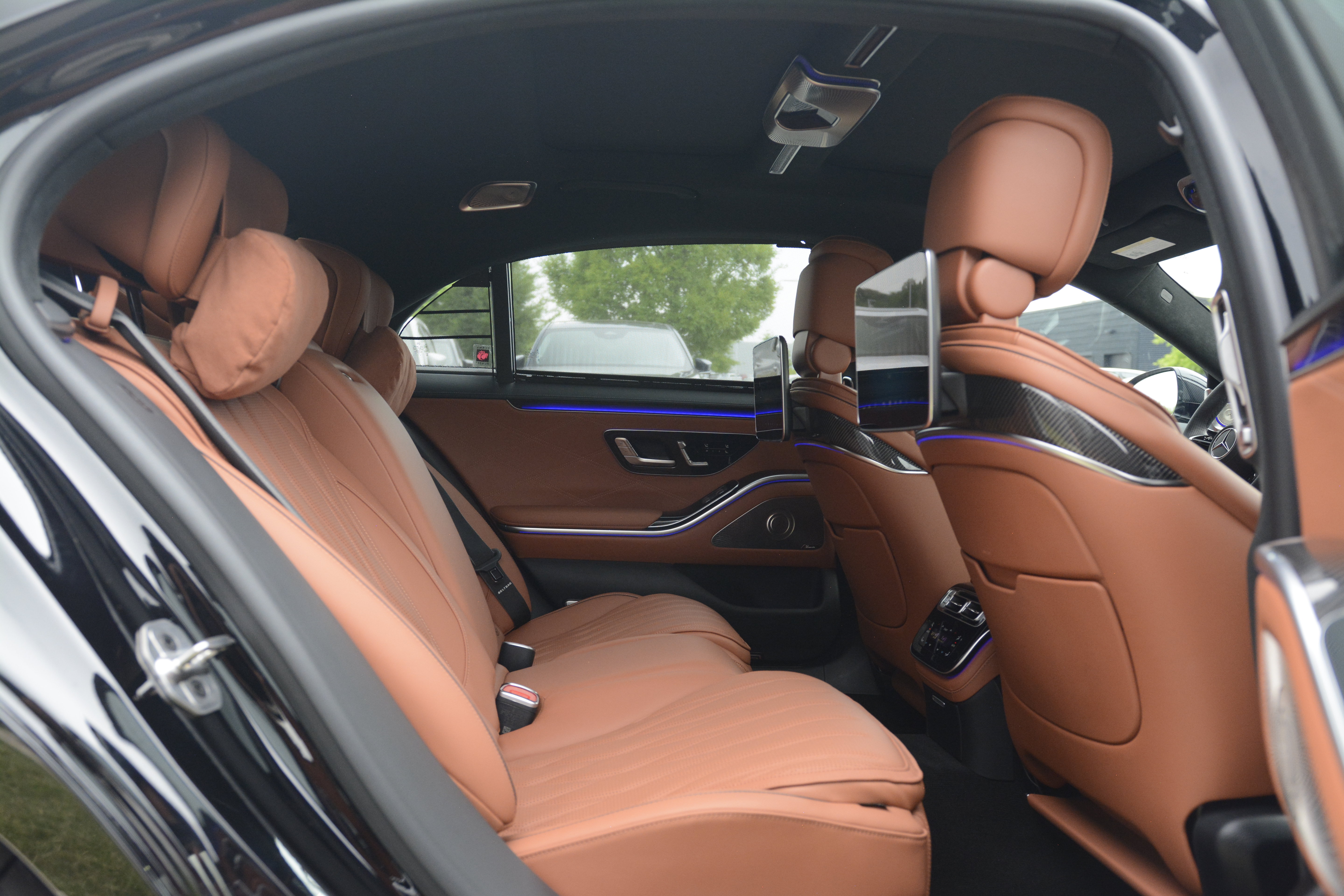 Used 2025 Mercedes-Benz S 63 AMG S image 41