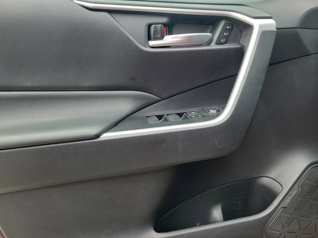 Used 2021 Toyota RAV4 XLE Premium FWD image 18