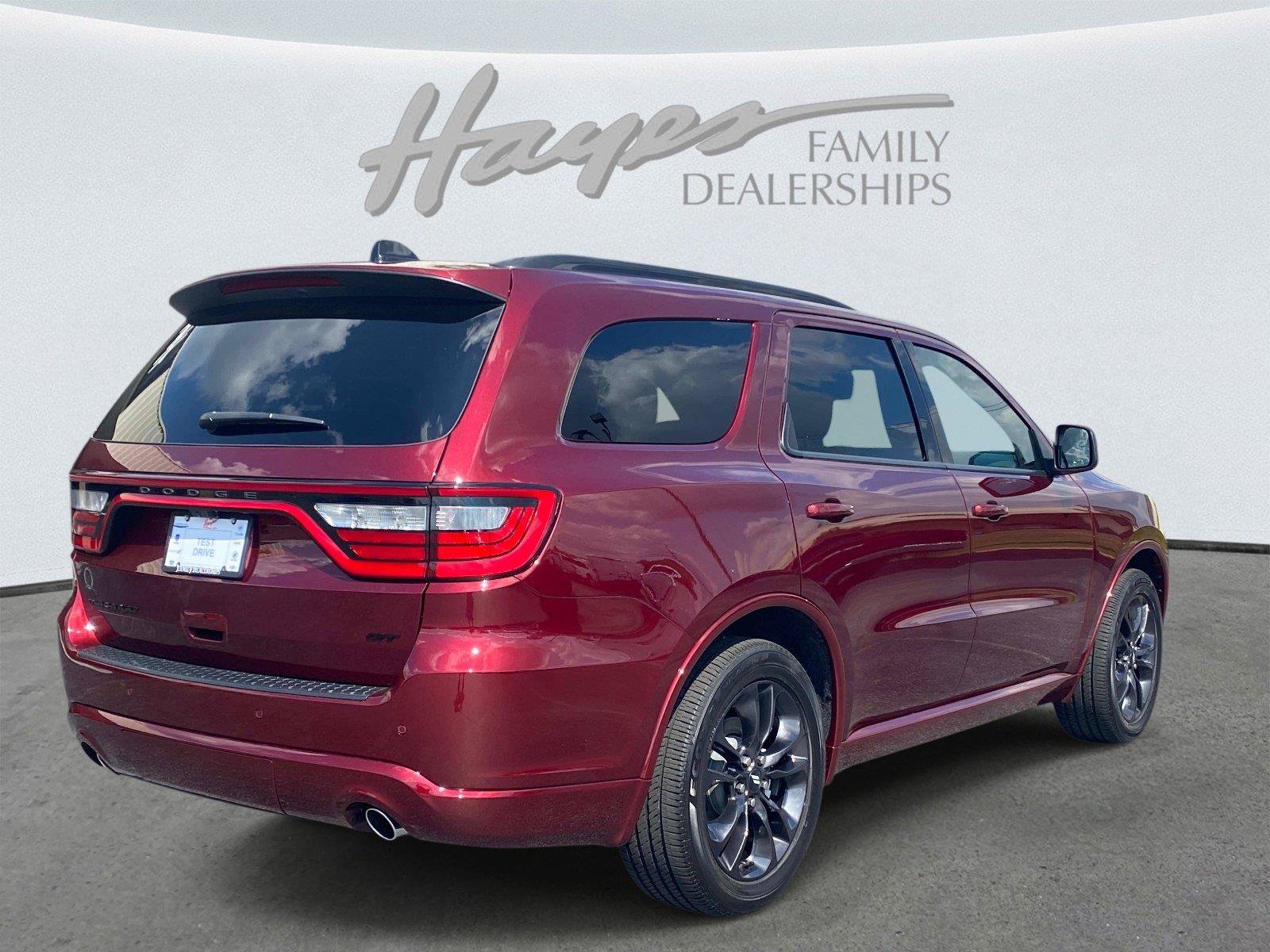 Used 2025 Dodge Durango GT w/ Blacktop Package RWD image 3