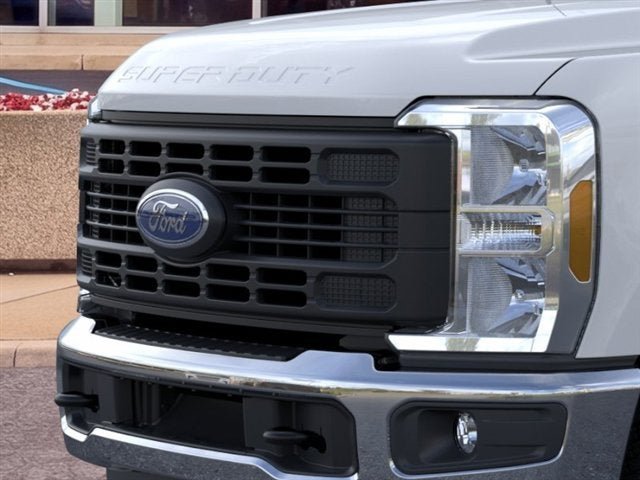New 2026 Ford F350 XL w/ XL Chrome Package AWD/4WD image 17