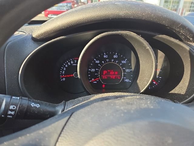 Used 2015 Kia Soul FWD image 2