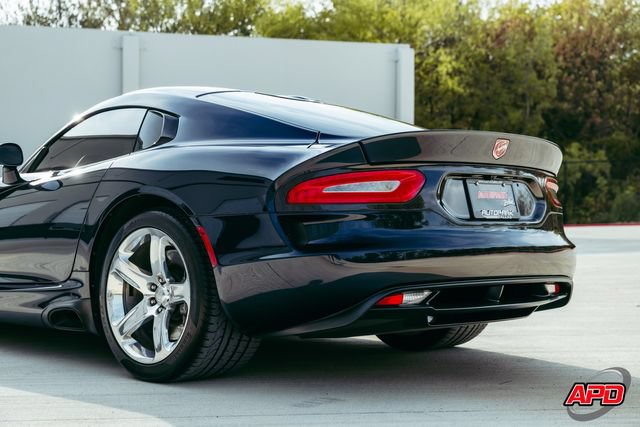 Used 2014 SRT Viper SRT-10 w/ Exterior Carbon Fiber Package RWD image 64