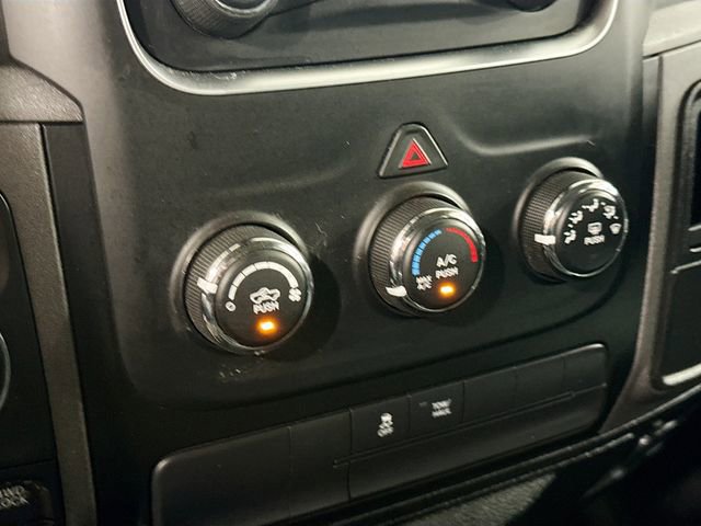 Used 2017 RAM 1500 Express w/ Express Value Package AWD/4WD image 15