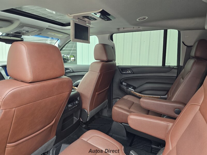 Used 2019 Chevrolet Suburban Premier w/ Premier Plus Edition AWD/4WD image 30
