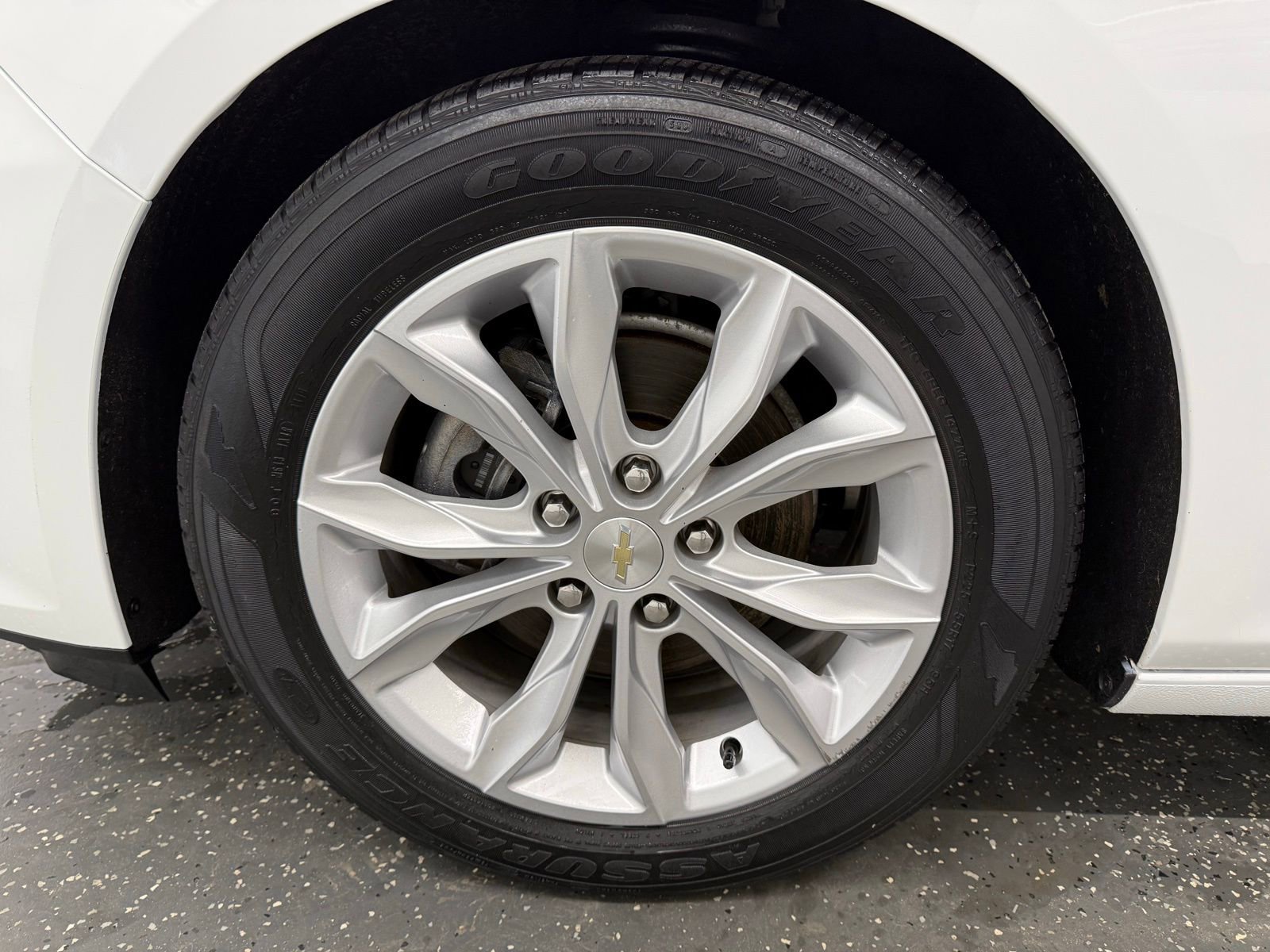 Used 2020 Chevrolet Malibu LT image 18