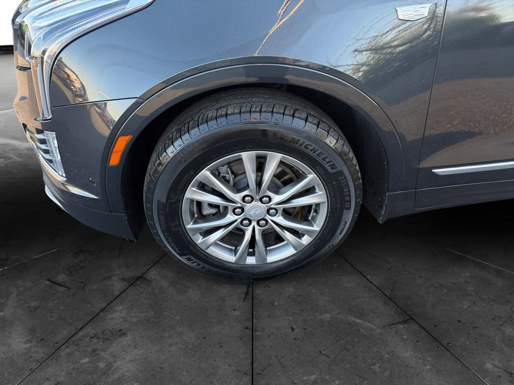 Used 2022 Cadillac XT5 Premium Luxury w/ Technology Package AWD/4WD image 14