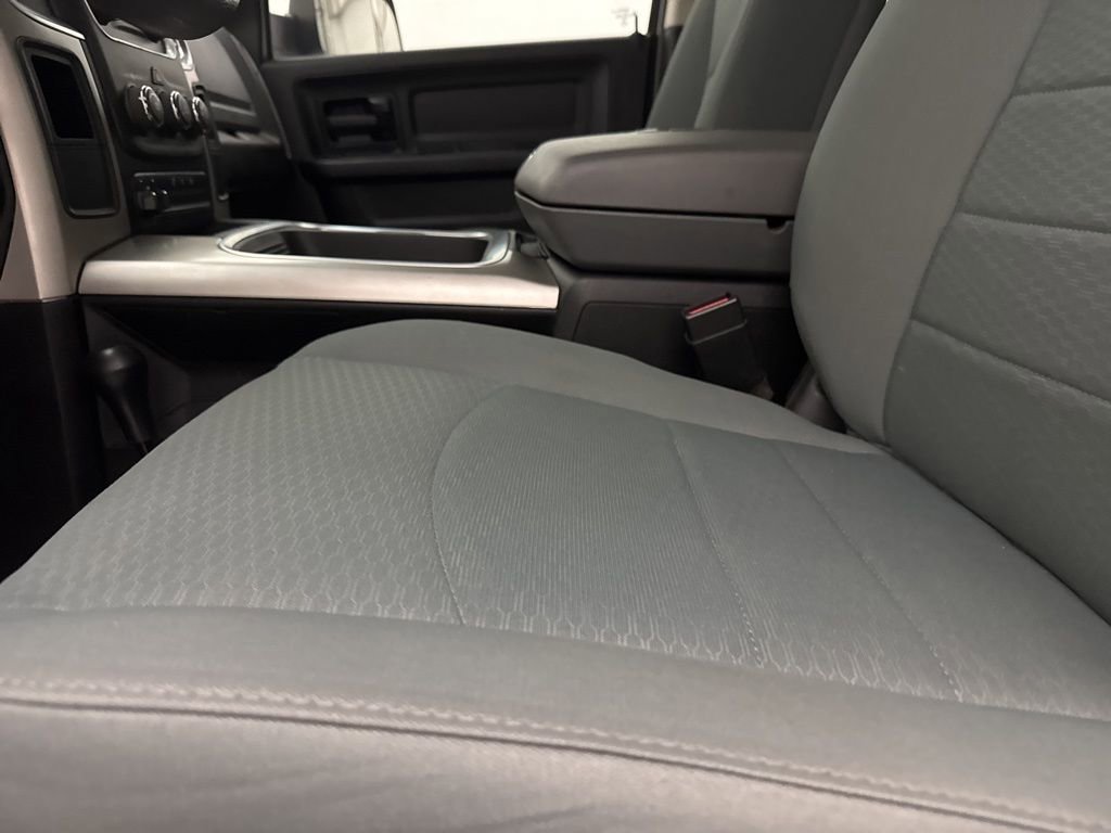 Used 2018 RAM 3500 Tradesman w/ Chrome Appearance Group AWD/4WD image 18