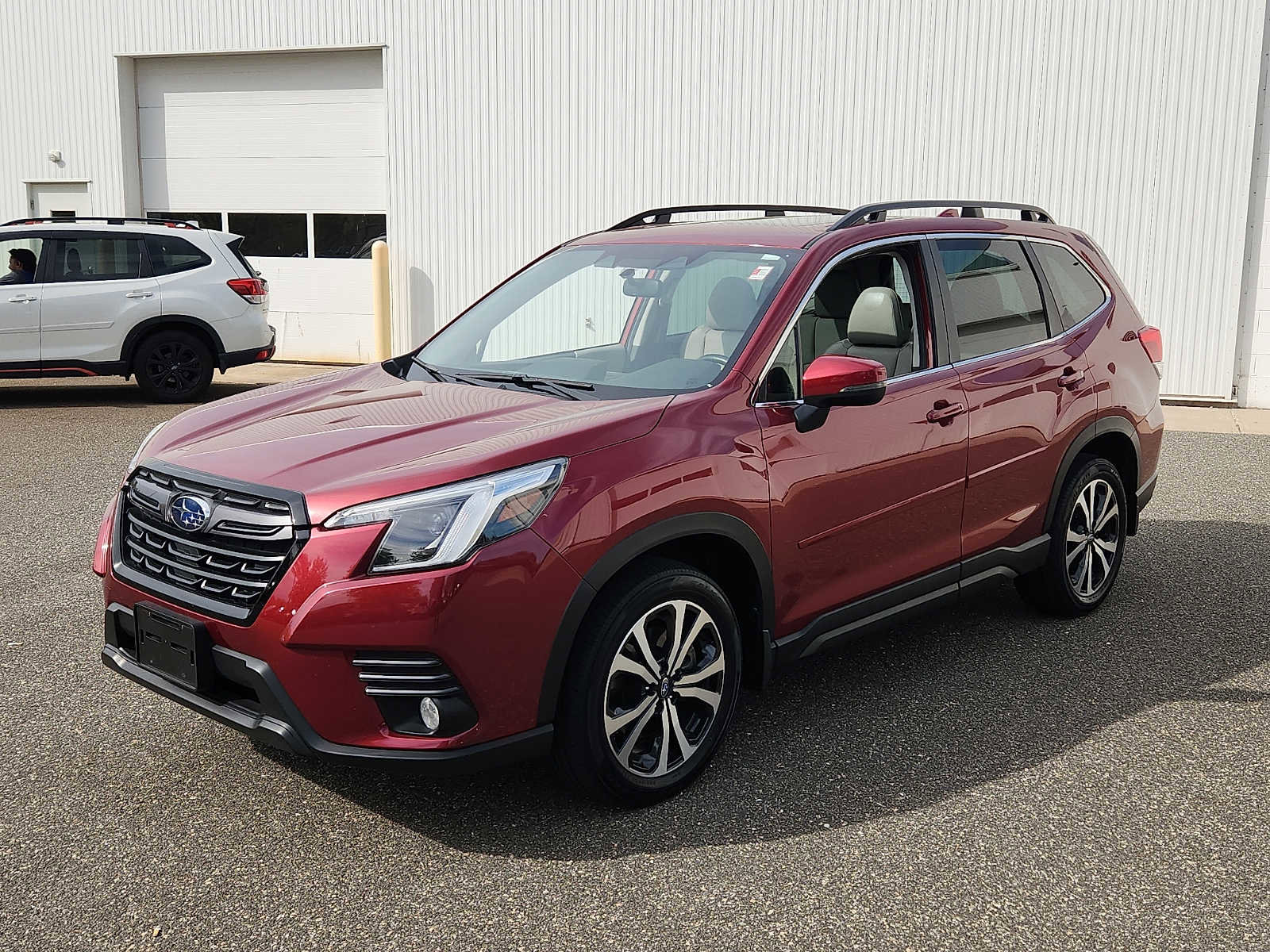 Used 2023 Subaru Forester Limited AWD/4WD image 3