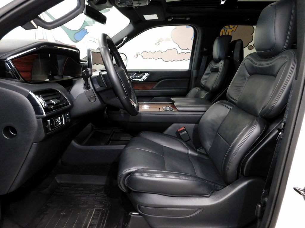 Used 2024 Lincoln Navigator Reserve w/ Equipment Group 201A image 32