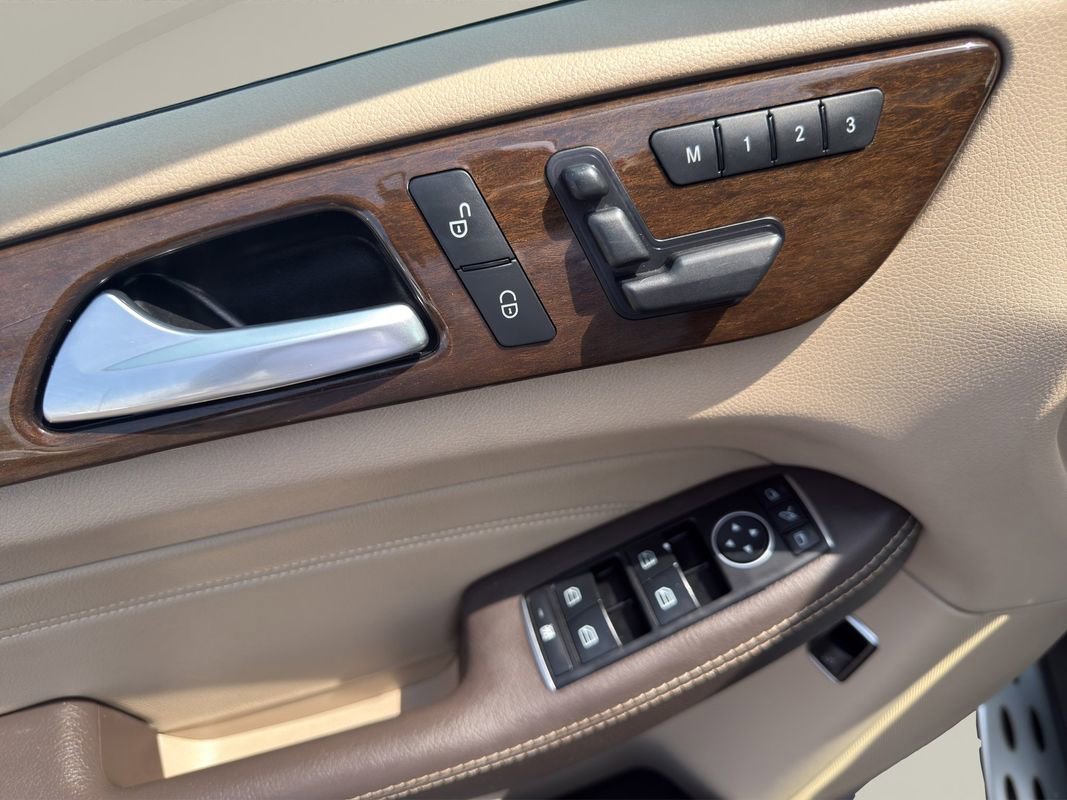 Used 2015 Mercedes-Benz ML 250 BlueTEC 4MATIC image 12