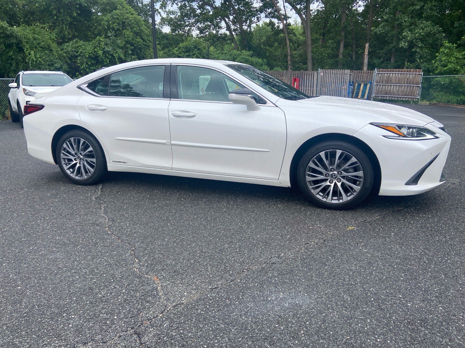 Used 2021 Lexus ES 300h w/ Premium Package FWD image 1