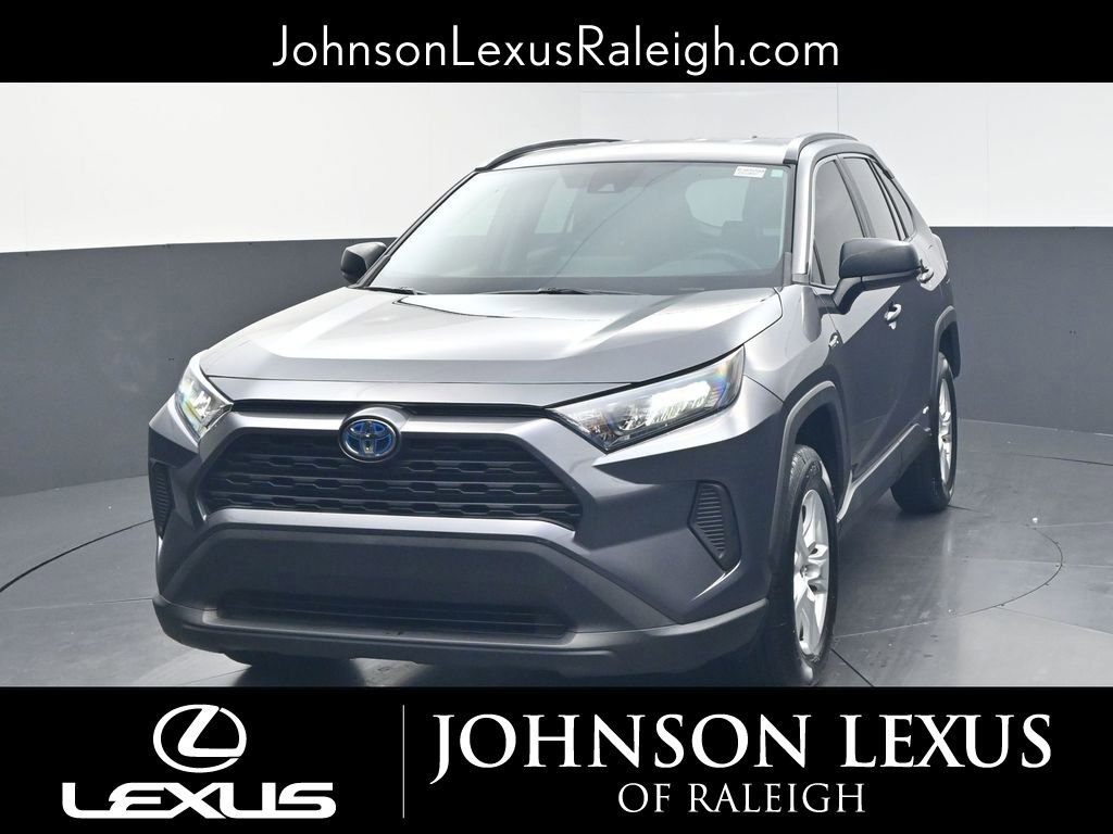 Used 2021 Toyota RAV4 LE AWD/4WD image 5