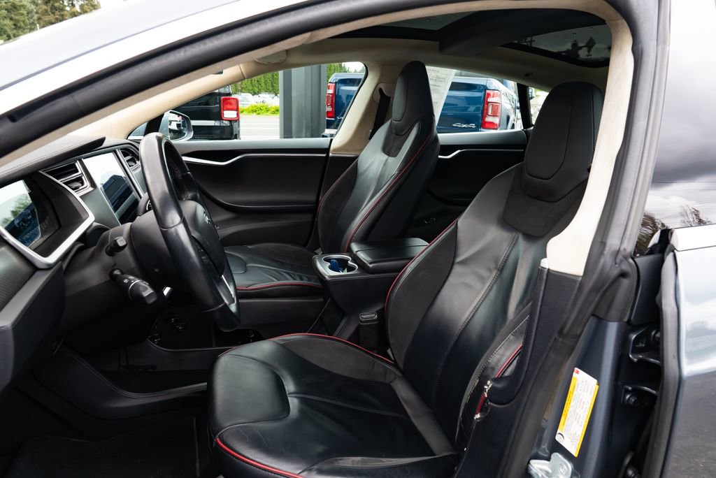 Used 2013 Tesla Model S Performance image 13