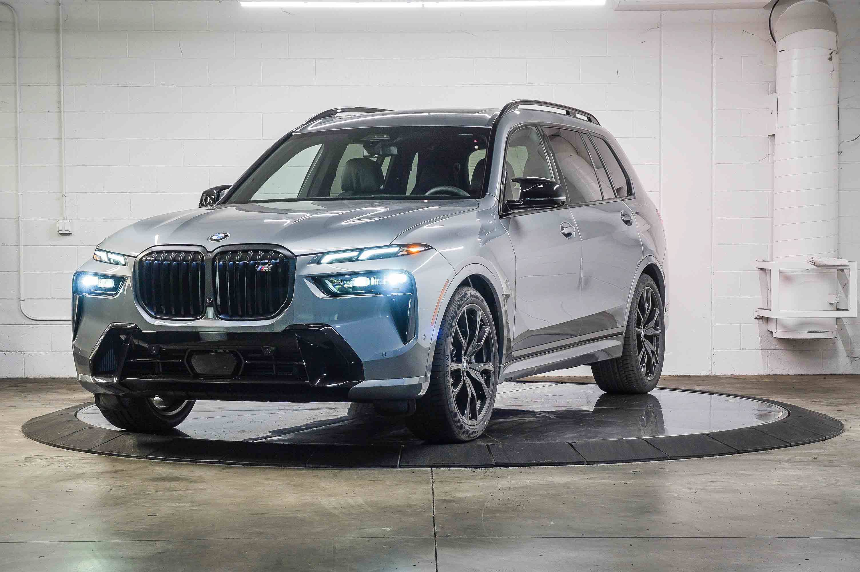 New 2027 BMW X7 M60i AWD/4WD image 3