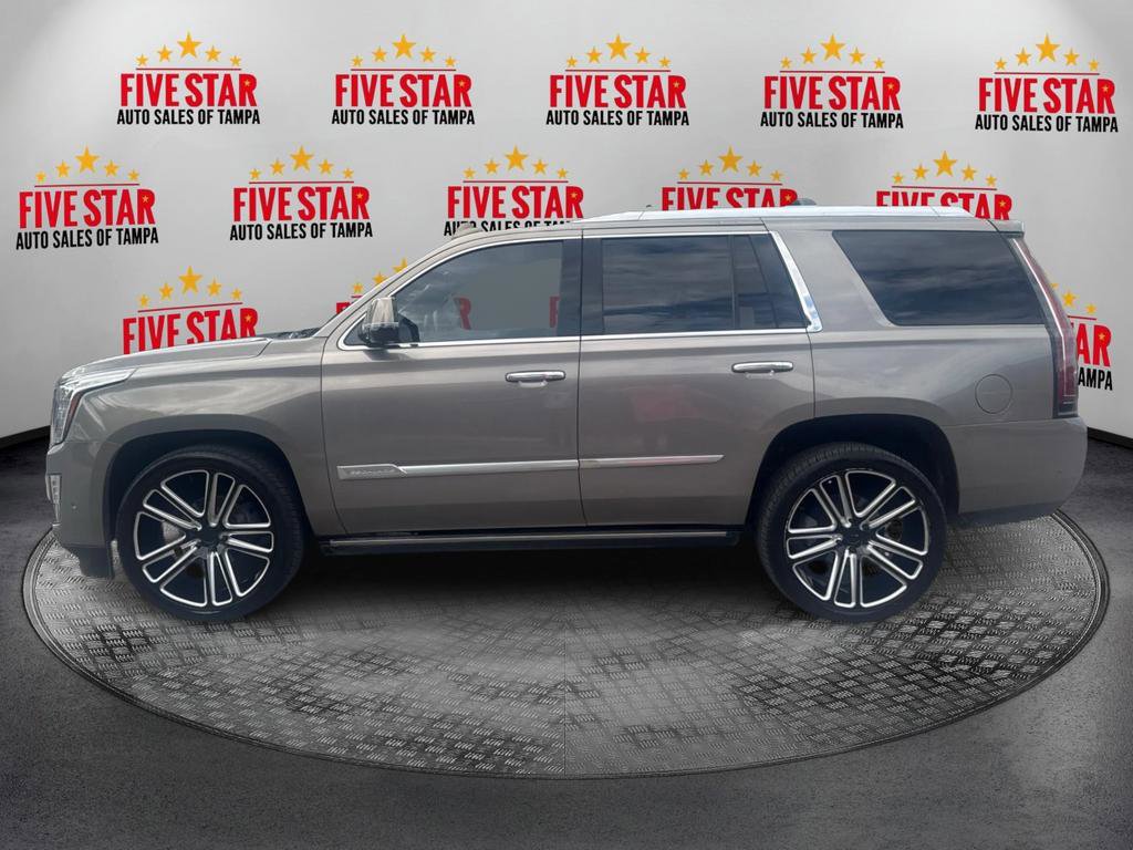 Used 2018 Cadillac Escalade Platinum RWD image 4