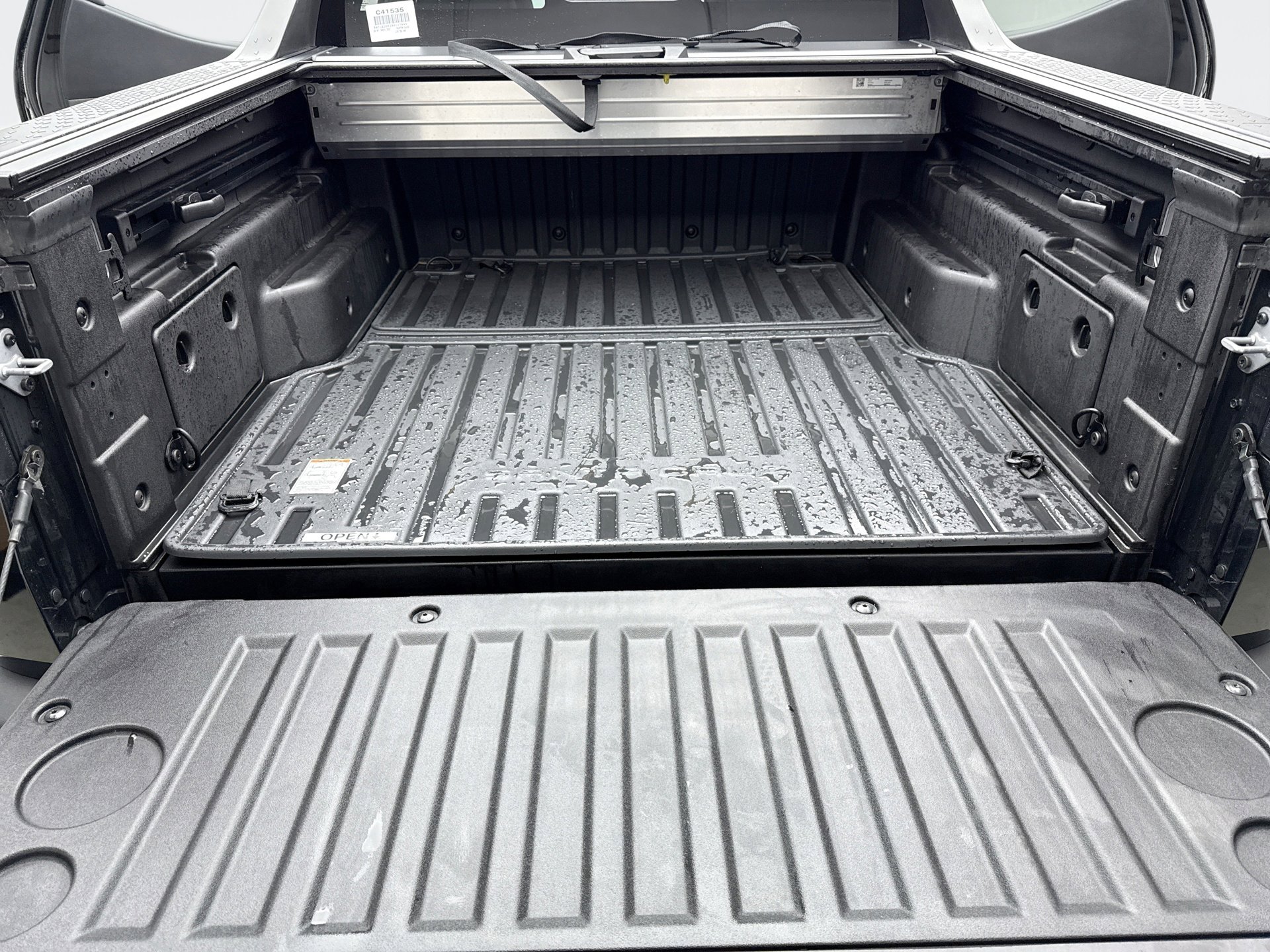 Used 2024 Hyundai Santa Cruz Limited image 25