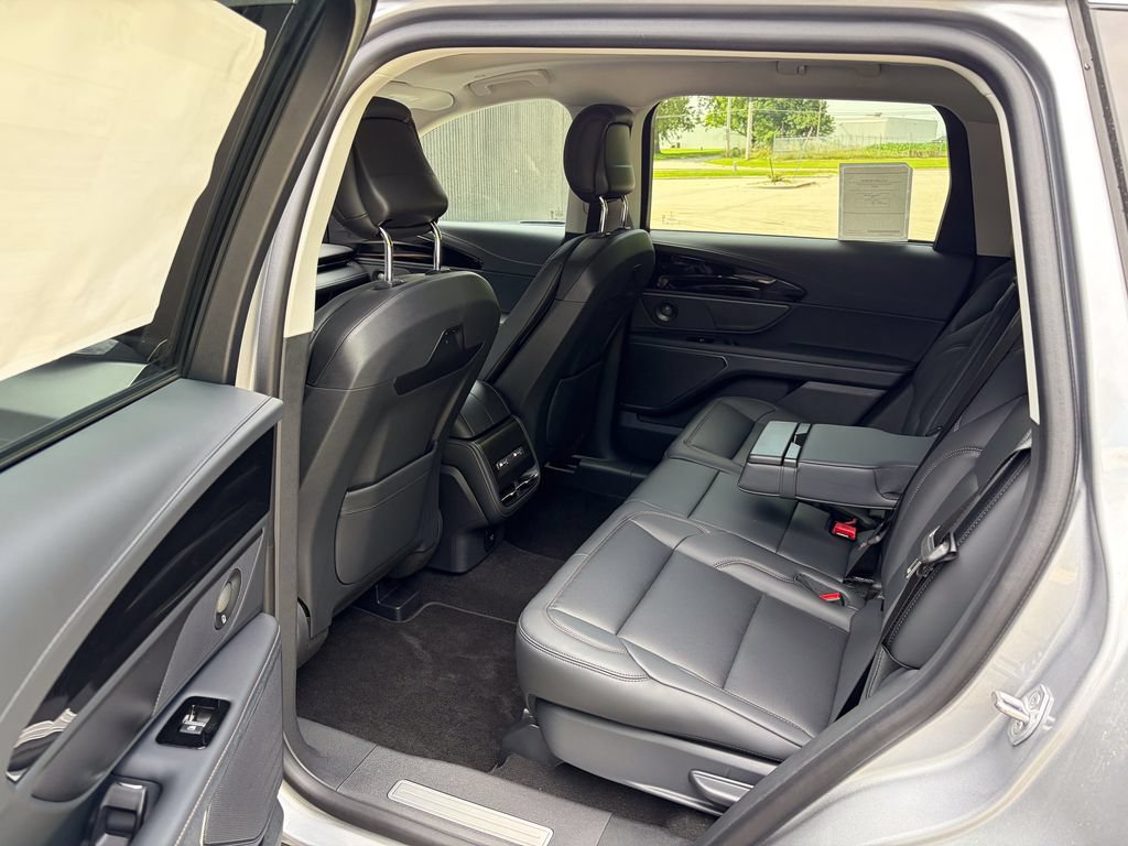 New 2026 Lincoln Nautilus Premier w/ Equipment Group 102A AWD/4WD image 15